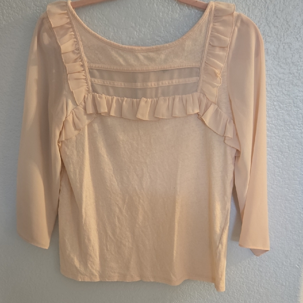 Banana Republic Cream Ruffled Blouse with Three-Quarter Sleeves